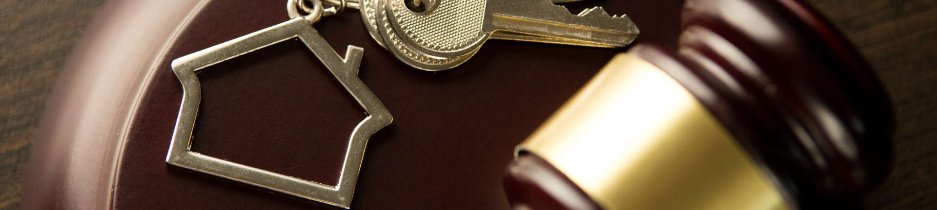 house keys and judge's gavel